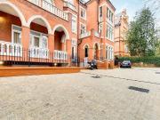 Fitzjohns Avenue, Hampstead, London