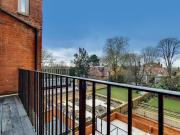 Fitzjohns Avenue, Hampstead, London NW3, 2 bedroom flat...