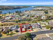 FIVE BEDROOM HOME WITH SPECTACULAR HOPKINS RIVER & OCEAN...