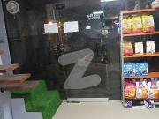 Five Star Food Street Showroom For Rent