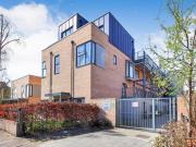 Flamsteed Close, Rustat Road, 2 Bedroom Flat