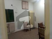 Flat 1 Bed Available Only For 1 Lady