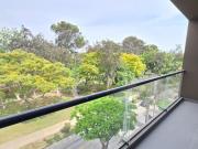 Flat 1 dorm + sala estar con balcón frente a parque piso...