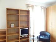 Flat 22 Cartwright Gardens, Bloomsbury WC1H 9EH