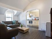 Flat 2, 1 VICTORIA ROAD Leeds LS6 1AS