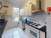 Flat 2, 2 St Michaels Terrace, Leeds, LS6 3QB