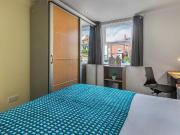 V2 VICTORIA TERRACE Leeds LS3 1BX