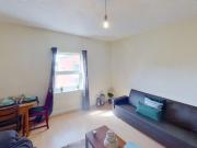 Flat 3, 18 Wellington Square, Lenton. 2 bed flat to rent...