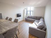 Flat 3 Halifax House, Nottingham NG1 8 bed flat to rent...