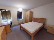 Flat 40 Royal Victoria Court 2 bed flat to rent £1,083...