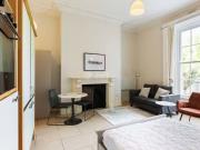 Flat 4, 14 Grosvenor Road, Rathgar, Dublin 6 is for rent