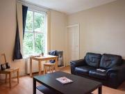 Flat 4, 15 Richmond Road, Hyde Park, Leeds, LS6 1BX