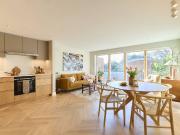 Flat 4, Hills Road, Cambridge CB2, 3 bed flat to rent,...