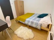 Flat 5 Devitt House, Wades Place