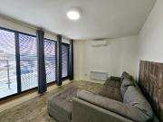 Flat 702A FIRST FLOOR White Horse 702 Woolwich Road...