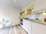 Flat 8, 25 Hyde Terrace #409794 LS2, 1 bed flat to rent,...