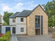 Flat Arnothill House, Falkirk, 3 Bedroom Apartment