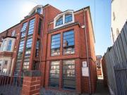 Flat,arthur Street, 4 Bedroom Flat