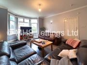 Apartment at St. Michael's Lane, Leeds