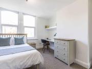 Apartment at St. Michael's Road, Leeds