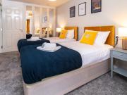 Apartment at West Lake Avenue, Peterborough