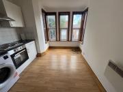 Flat, Biscot Road, Luton