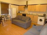 Flat, Central Buxton, 4 Beds, 60 Pads for Students