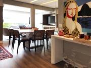 Flat com 1 dormitório para alugar, 54 m² por R$...