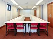 Flat com 1 dormitório para alugar, 27 m² por R$...