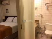 Flat com 1 dormitório para alugar, 40 m² por R$...