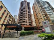 Flat com 1x dormitório reformado com camareira, tv a...