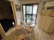 Flat com 2 dormitórios à venda, 62 m² por R$...