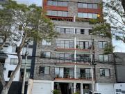 Flat en piso 8, vista exterior, 125 m2, 2 Dorm 3 baños,...