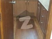 Flat For Rent 3 Bed D