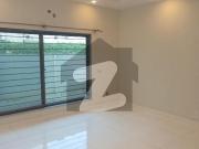 2800 Square Feet Flat For Rent In DHA Defence Phase 5