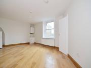 Flat for Rent in Electric Avenue | Foxtons
