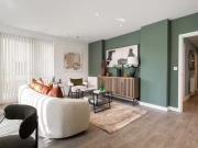 Flat for sale in Bloomsbury Avenue, London N14