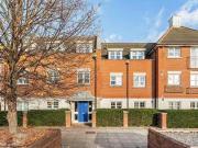 Flat for sale in North Street, Hornchurch RM11