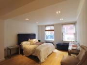 Flat, Goodwins House, 55 56 St. Martin's Lane,...