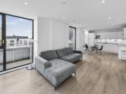 flat Hawthorn House, London E15