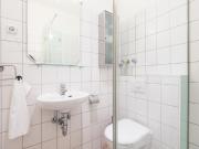 Flat in Charlottenburg, Kaiser Friedrich Str Berlin...