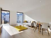 flat Merchants House, London E15