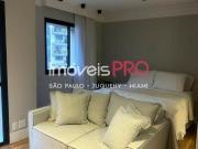 Flat na melhor rua do Itaim totalmente reformado