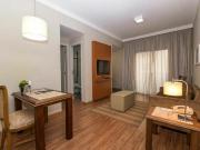 Flat para Aluguel com 1 quartos, 42 m² por R$ 1.900