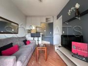 Flat para Aluguel com 1 quartos, 48 m² por R$ 2.800
