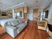 Flat para Aluguel com 1 quartos, 48 m² por R$ 4.000