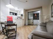 Flat para Aluguel com 1 quartos, 49 m² por R$ 4.790