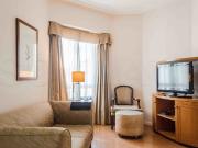 Flat para Aluguel com 2 quartos, 55 m² por R$ 9.800