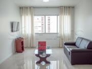 Flat para Aluguel com 2 quartos, 80 m² por R$ 4.000