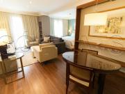 Flat para Aluguel com 2 quartos, 95 m² por R$ 7.690